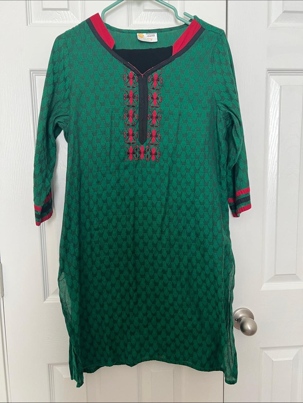 Green Embroidered V-Neck Women’s Dress Indian Kurti with leggings